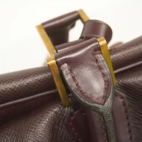 Authentic Louis Vuitton Taiga Kendall PM ACAJOU travel bag with strap - Picture 9 of 16